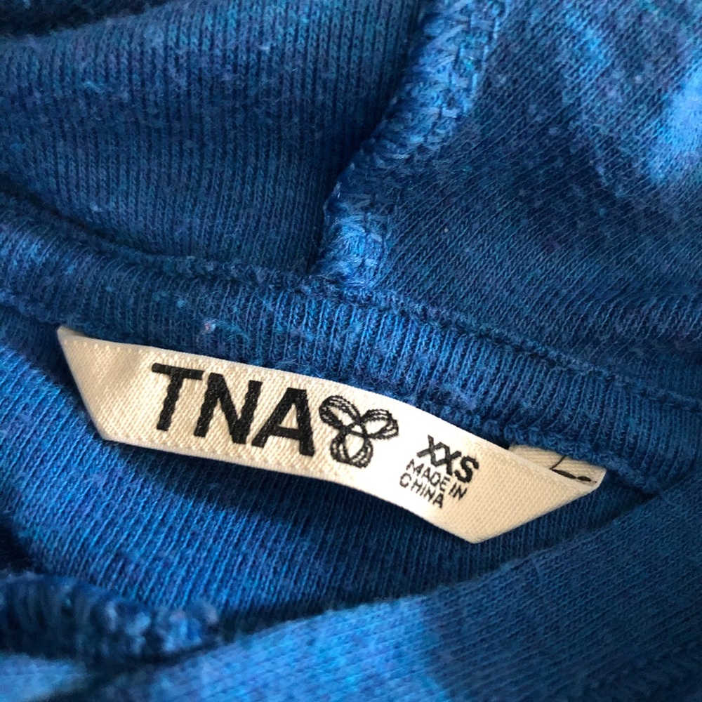 💜4/$20 Aritzia TNA Blue Hoodie - Picture 6 of 7